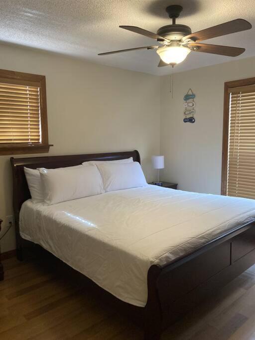 Lakeview Condo In Gated Community Тампа Экстерьер фото