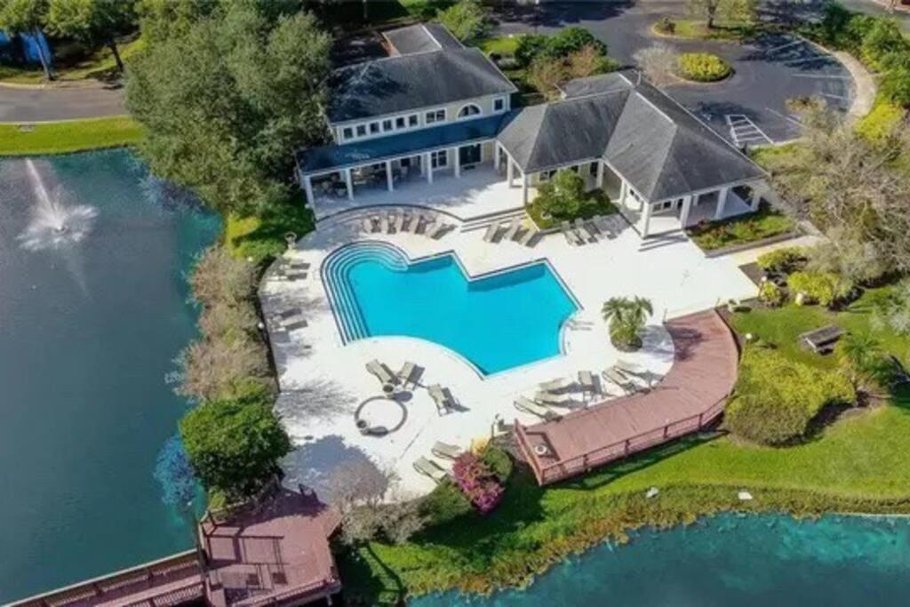 Lakeview Condo In Gated Community Тампа Экстерьер фото